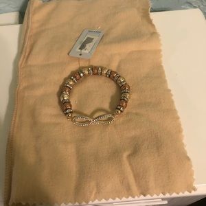 Gold infinity bracelet